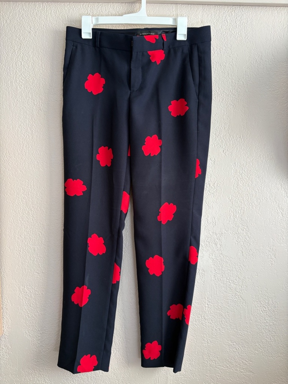 Women’s Banana Republic Navy Blue Pants with Red Floral Print